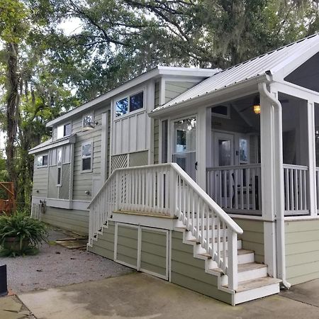 Live Oak Landing Hotel Freeport Bagian luar foto