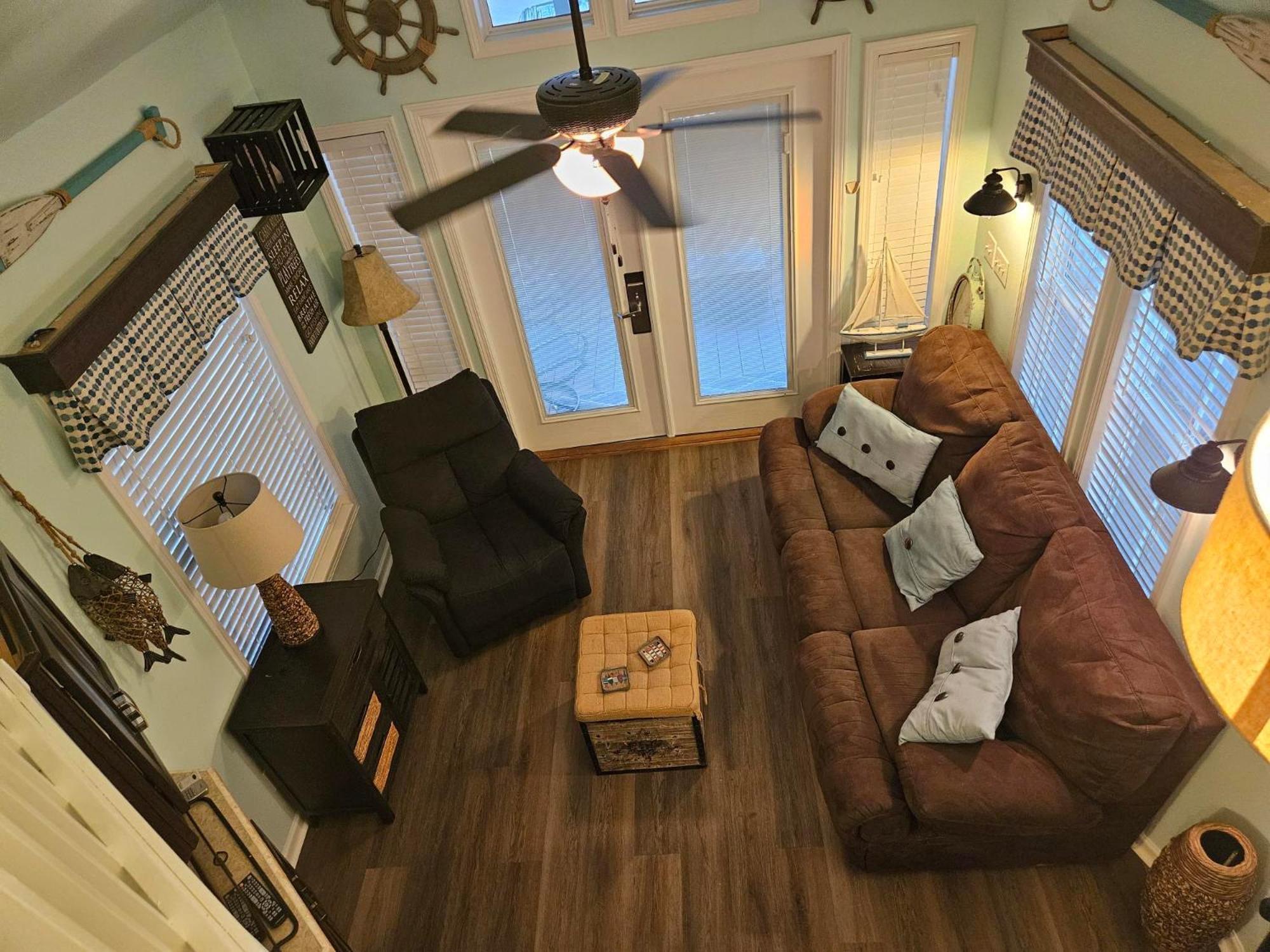 Live Oak Landing Hotel Freeport Bagian luar foto
